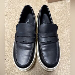 J/SLIDES Women’s Black Loafers size 8
